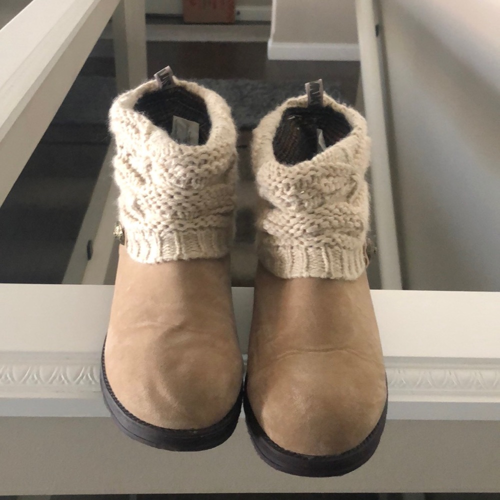 Winter boots